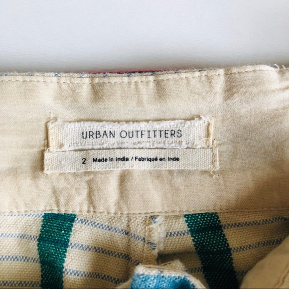 Sold UO Striped Paper Bag Shorts Cream - Picture 5 of 5